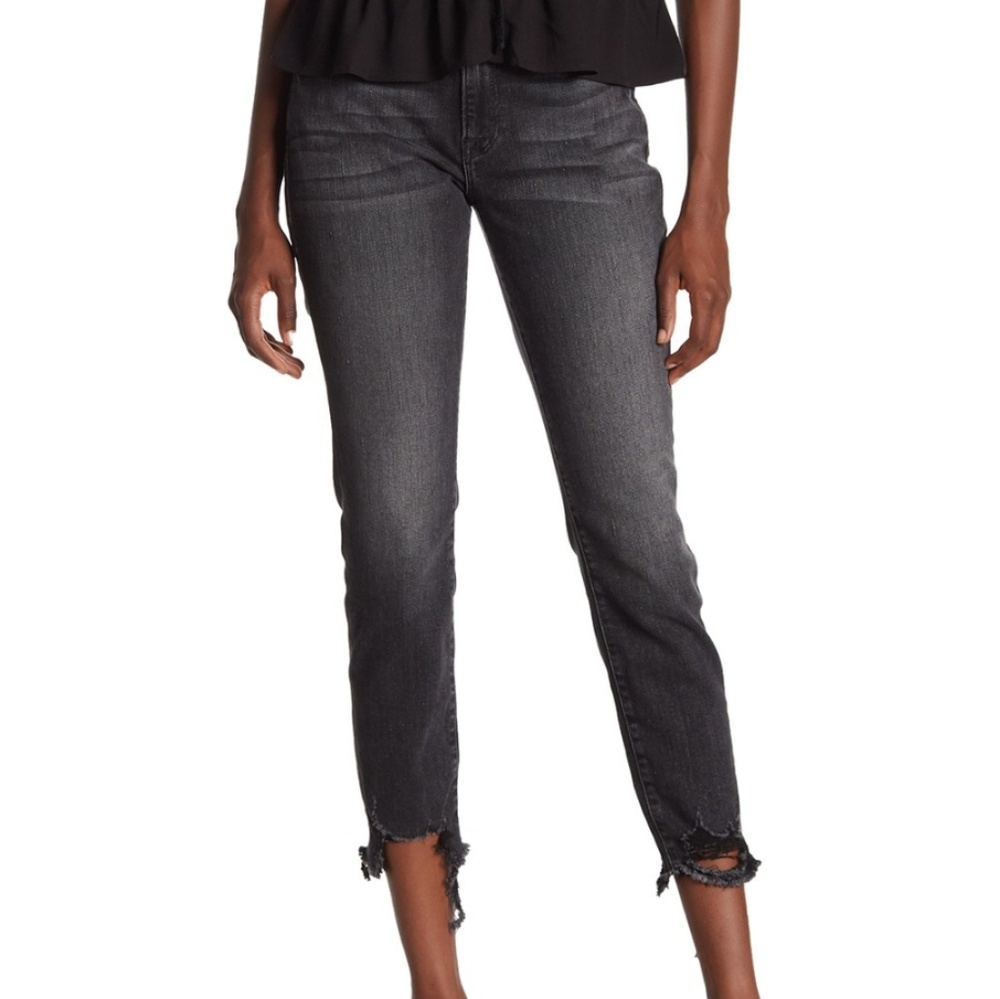 NWT FRAME Distressed Jeans 32